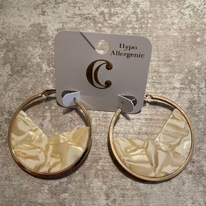 Gold Hoop Style Earrings